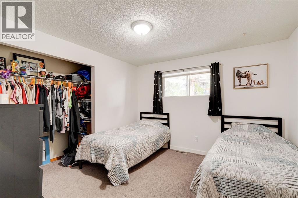 1153 East Lakeview Road, Chestermere, Alberta  T1X 1B1 - Photo 38 - A2257428