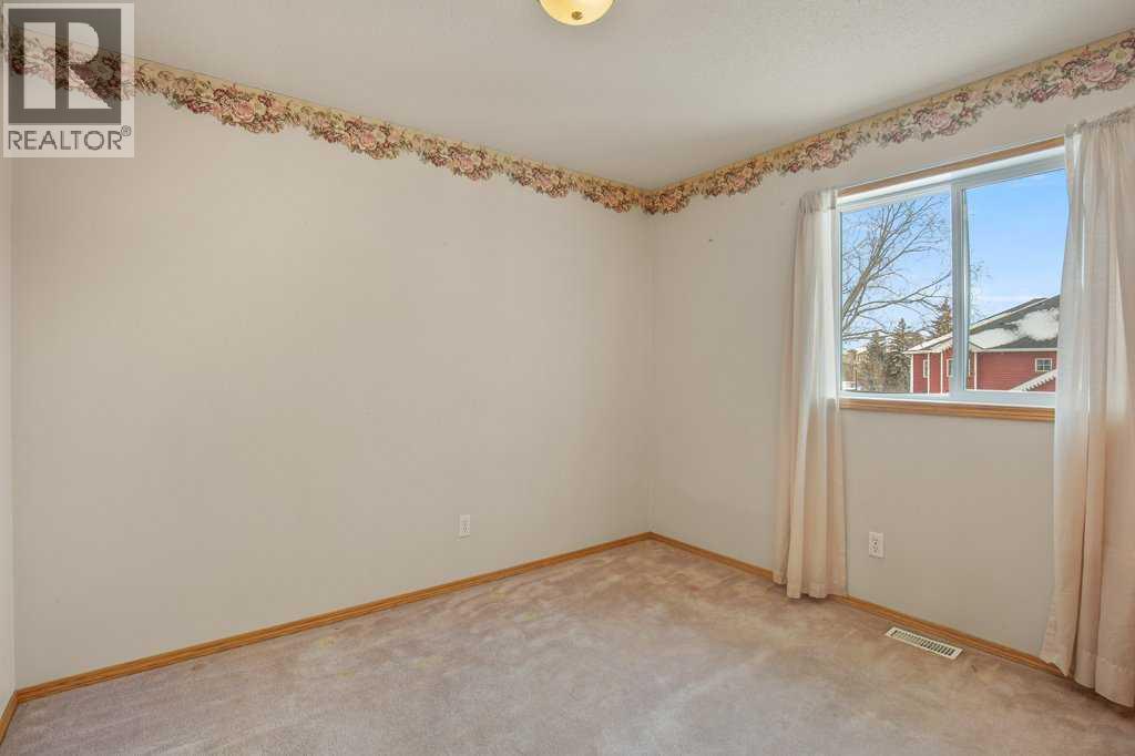 5242 50 Avenue, Sylvan Lake, Alberta  T4S 1E7 - Photo 18 - A2289976