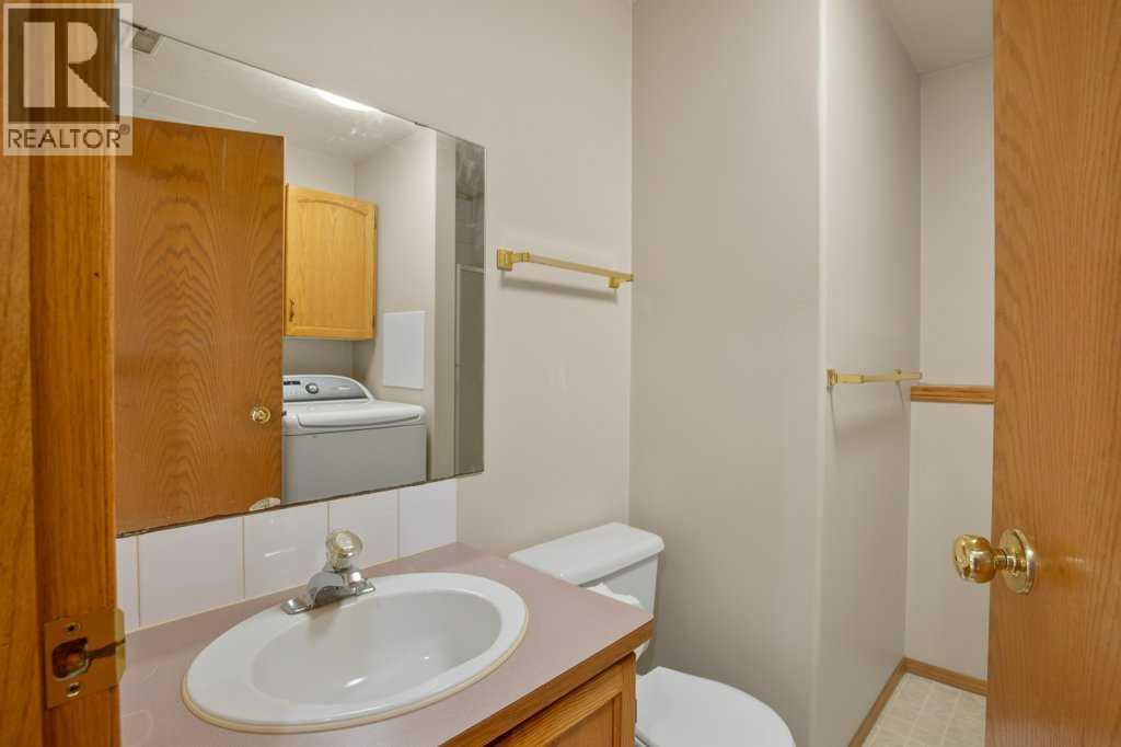 5242 50 Avenue, Sylvan Lake, Alberta  T4S 1E7 - Photo 25 - A2289976