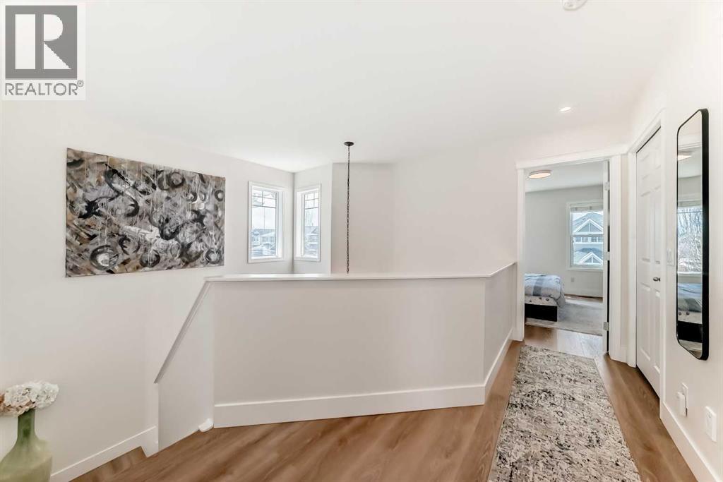 94 Cougar Plateau Way Sw, Calgary, Alberta  T3H 5S4 - Photo 37 - A2295805