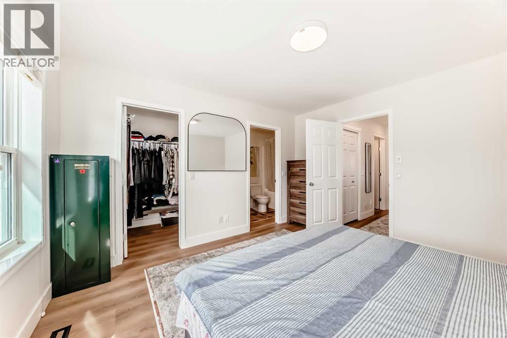 94 Cougar Plateau Way Sw, Calgary, Alberta  T3H 5S4 - Photo 30 - A2295805