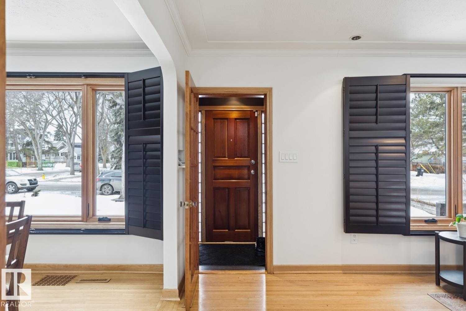 10537 140 St Nw, Edmonton, Alberta  T5N 2M1 - Photo 4 - E4477842