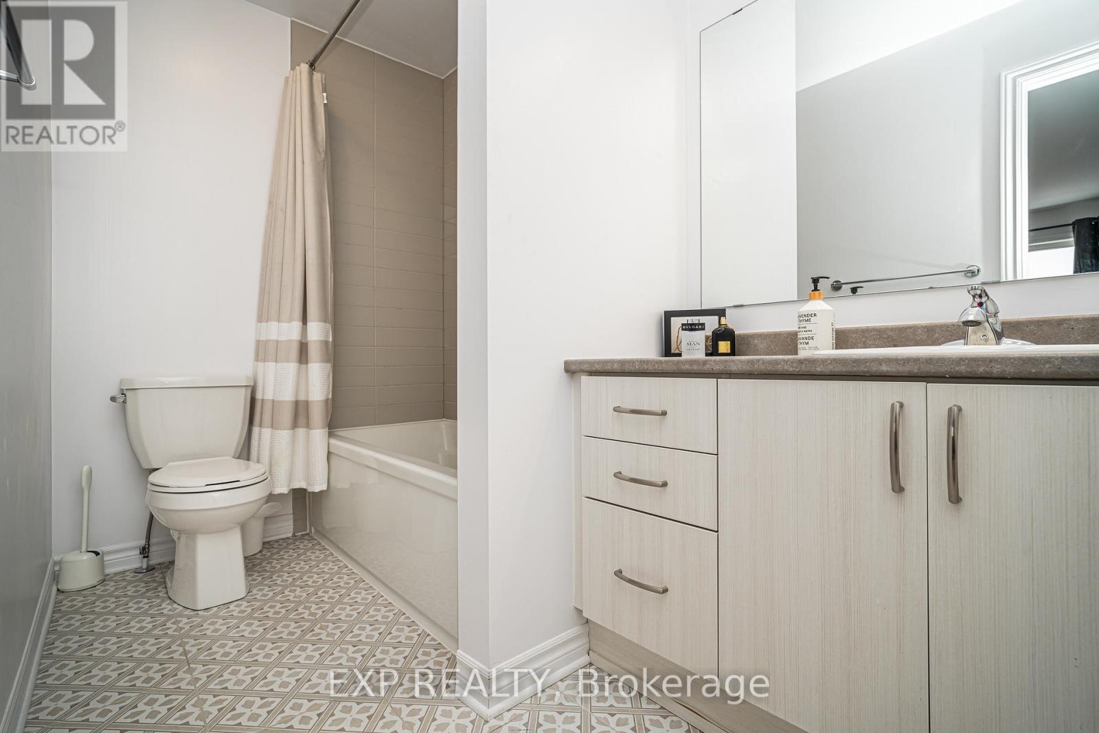 99 Dun Skipper Drive, Ottawa, Ontario  K1X 0G1 - Photo 24 - X12928628