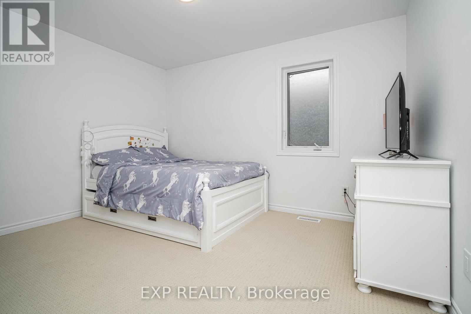 99 Dun Skipper Drive, Ottawa, Ontario  K1X 0G1 - Photo 26 - X12928628