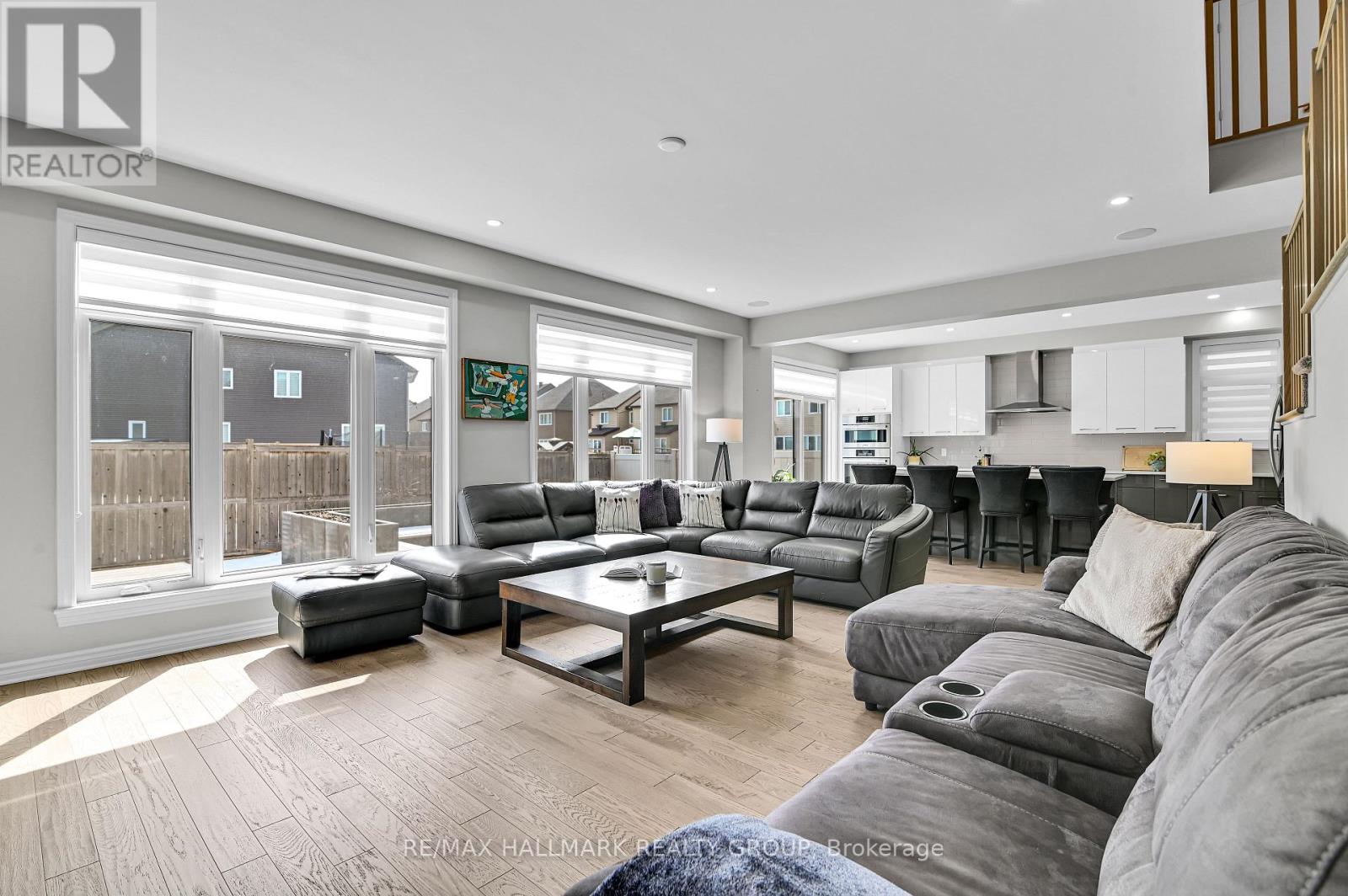 160 Eric Maloney Way, Ottawa, Ontario  K1T 0R1 - Photo 10 - X12928690