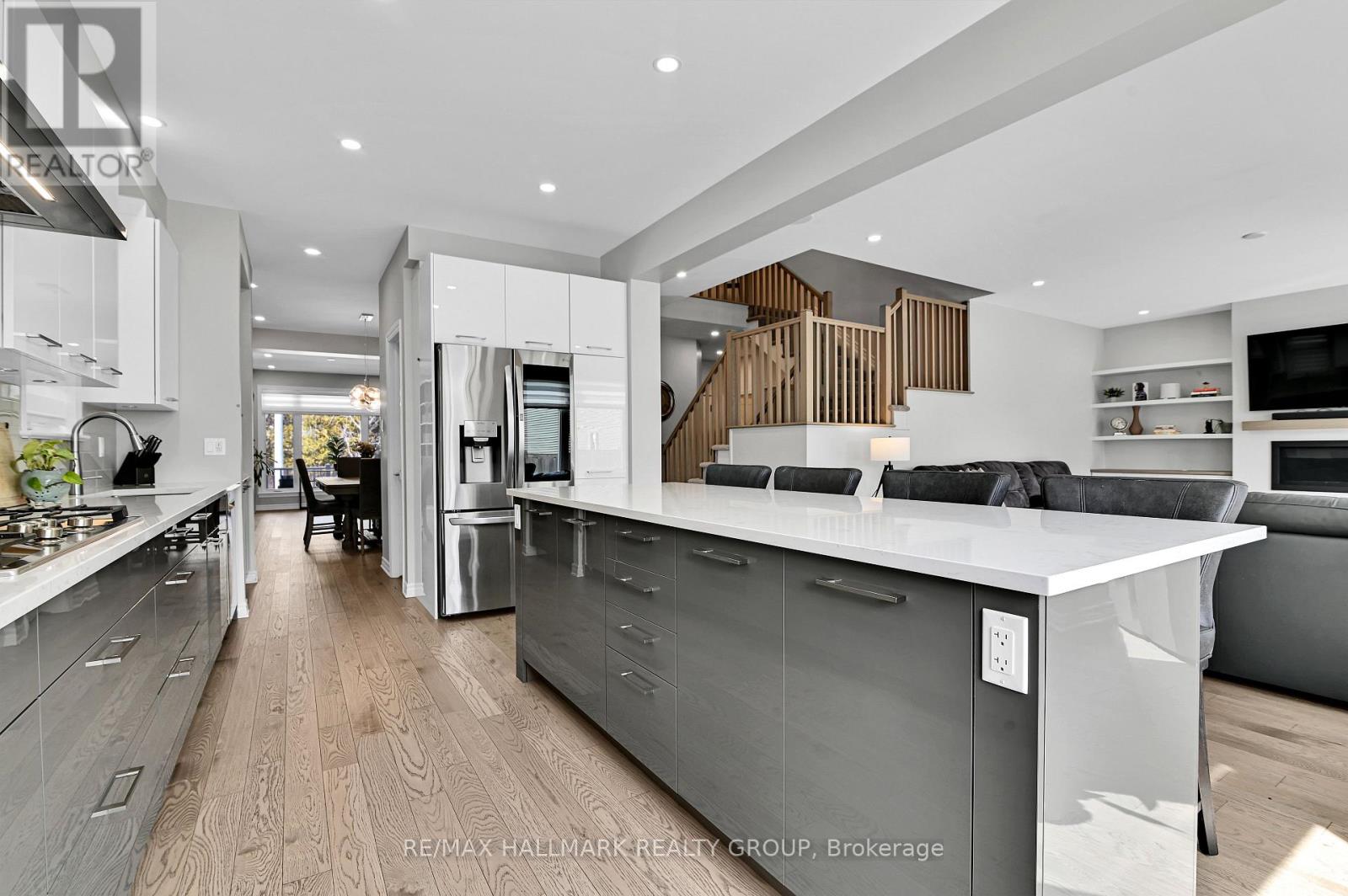 160 Eric Maloney Way, Ottawa, Ontario  K1T 0R1 - Photo 12 - X12928690