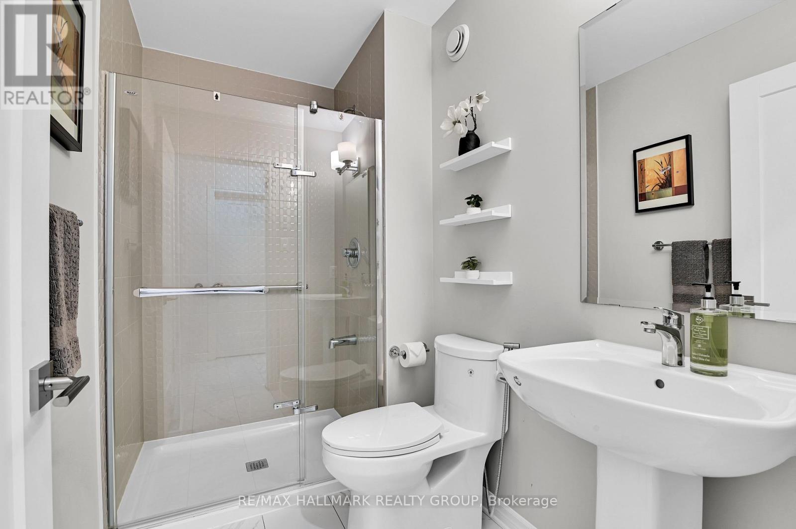 160 Eric Maloney Way, Ottawa, Ontario  K1T 0R1 - Photo 8 - X12928690