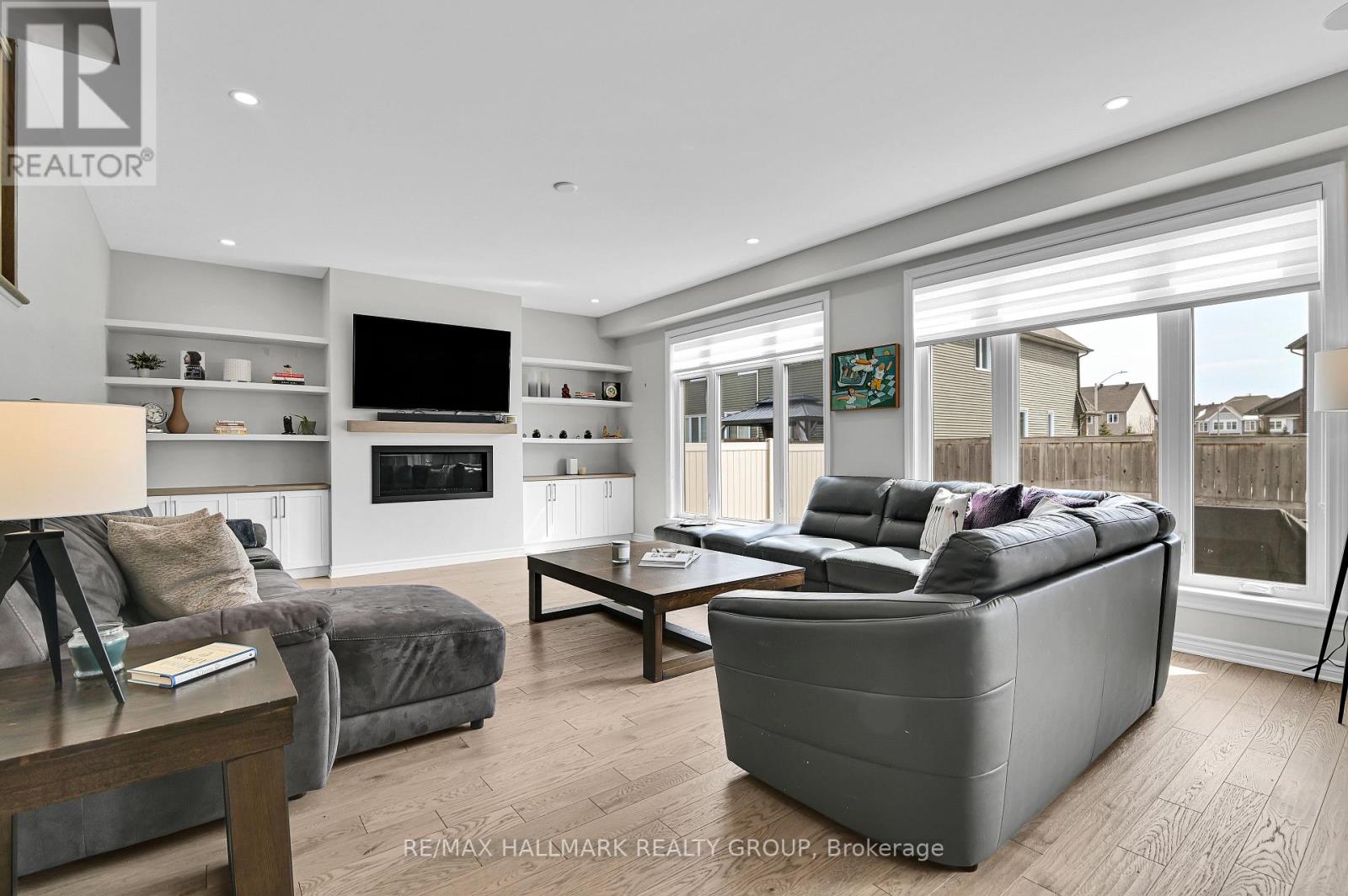 160 Eric Maloney Way, Ottawa, Ontario  K1T 0R1 - Photo 9 - X12928690