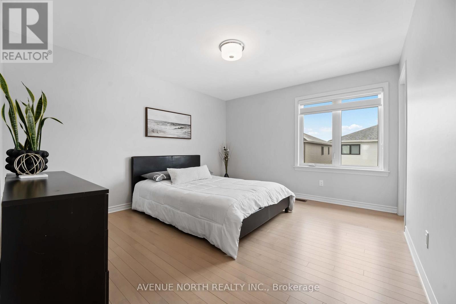 711 Moonflower Crescent, Ottawa, Ontario  K1T 0X8 - Photo 27 - X12928698