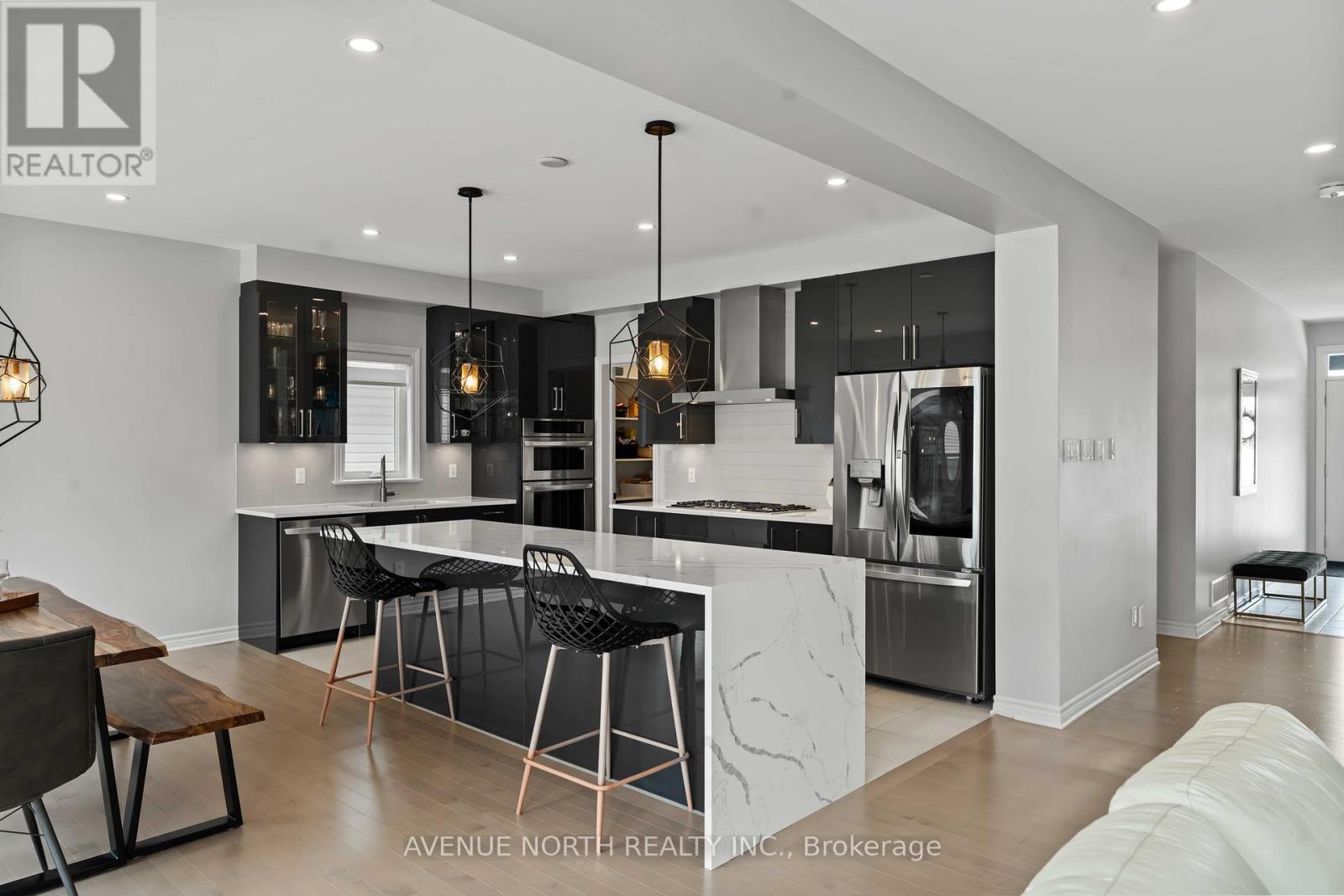 711 Moonflower Crescent, Ottawa, Ontario  K1T 0X8 - Photo 9 - X12928698