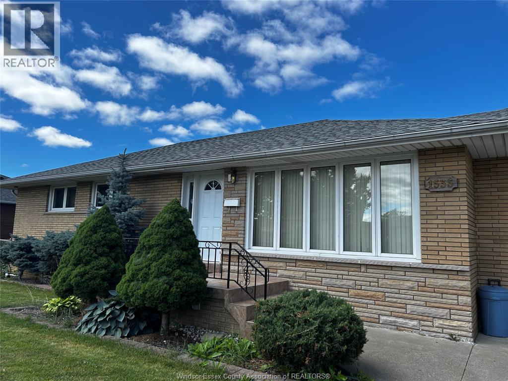 1535 St Patrick's Avenue Unit# Main Unit, Windsor, Ontario N9B 3K3 - Photo 2 - 26006368