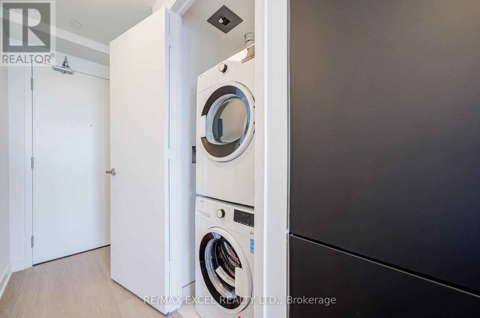 2108 - 3883 Quartz Road S, Mississauga, Ontario  L5B 0M4 - Photo 13 - W12756738