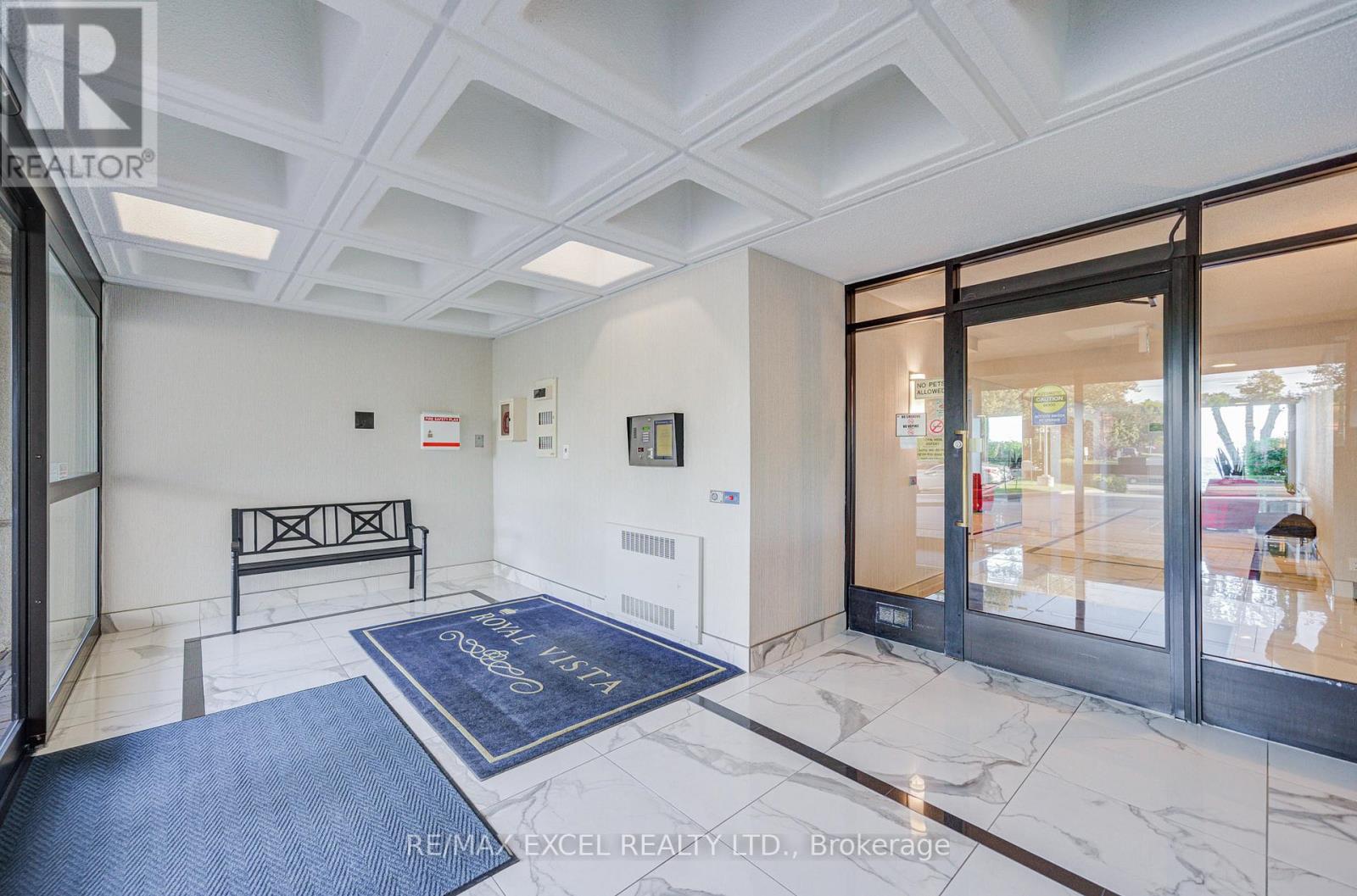 1107 - 5280 Lakeshore Road, Burlington, Ontario  L7L 5R1 - Photo 7 - W12750934