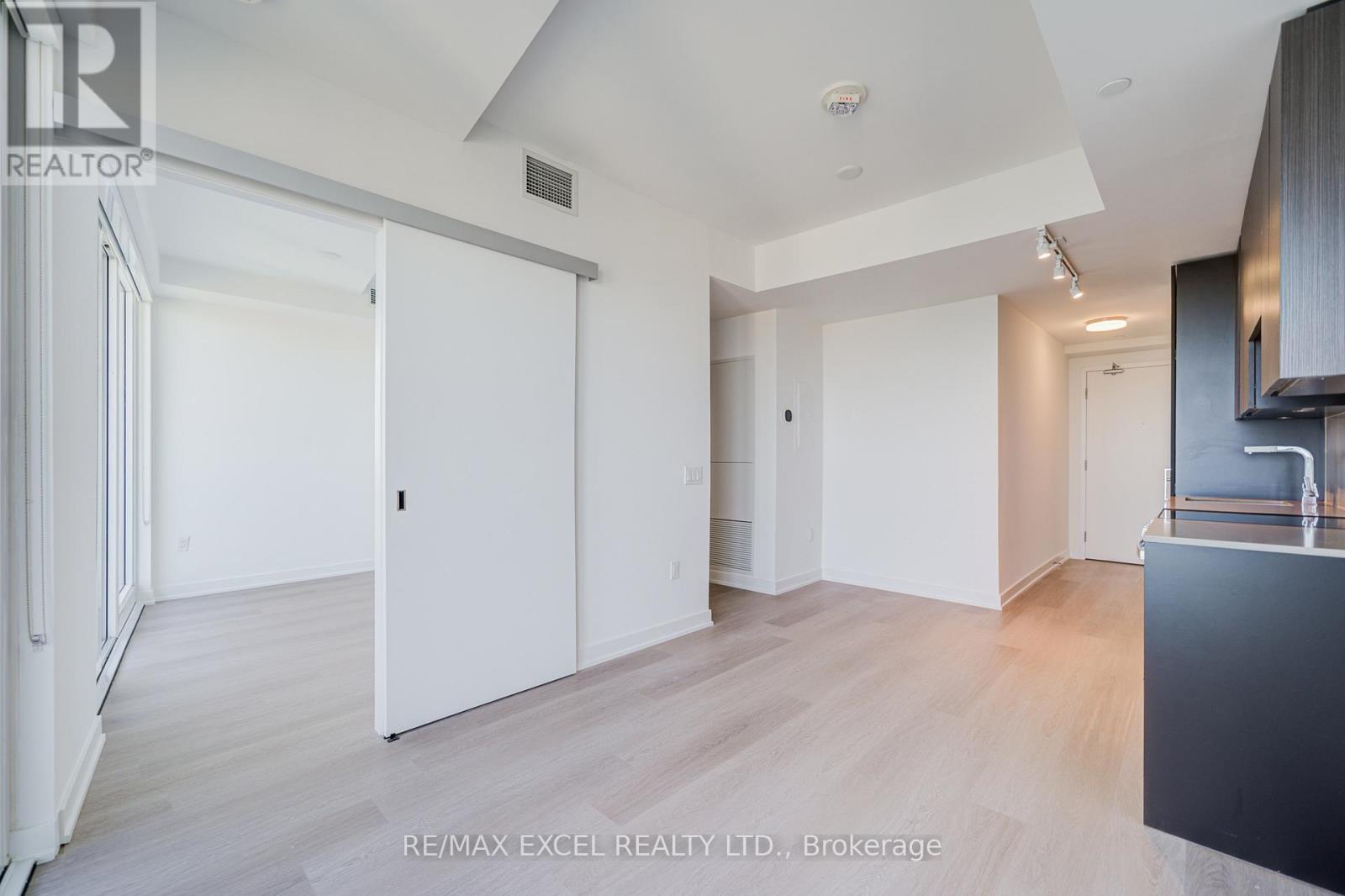 2108 - 3883 Quartz Road S, Mississauga, Ontario  L5B 0M4 - Photo 25 - W12756738