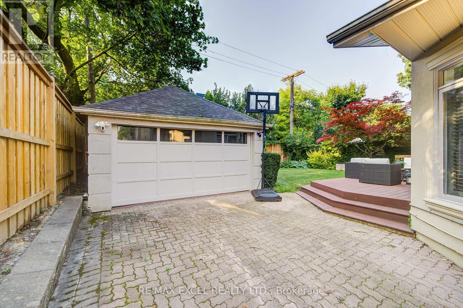 3 Silverwood Avenue, Toronto, Ontario  M5P 1W3 - Photo 45 - C12586536