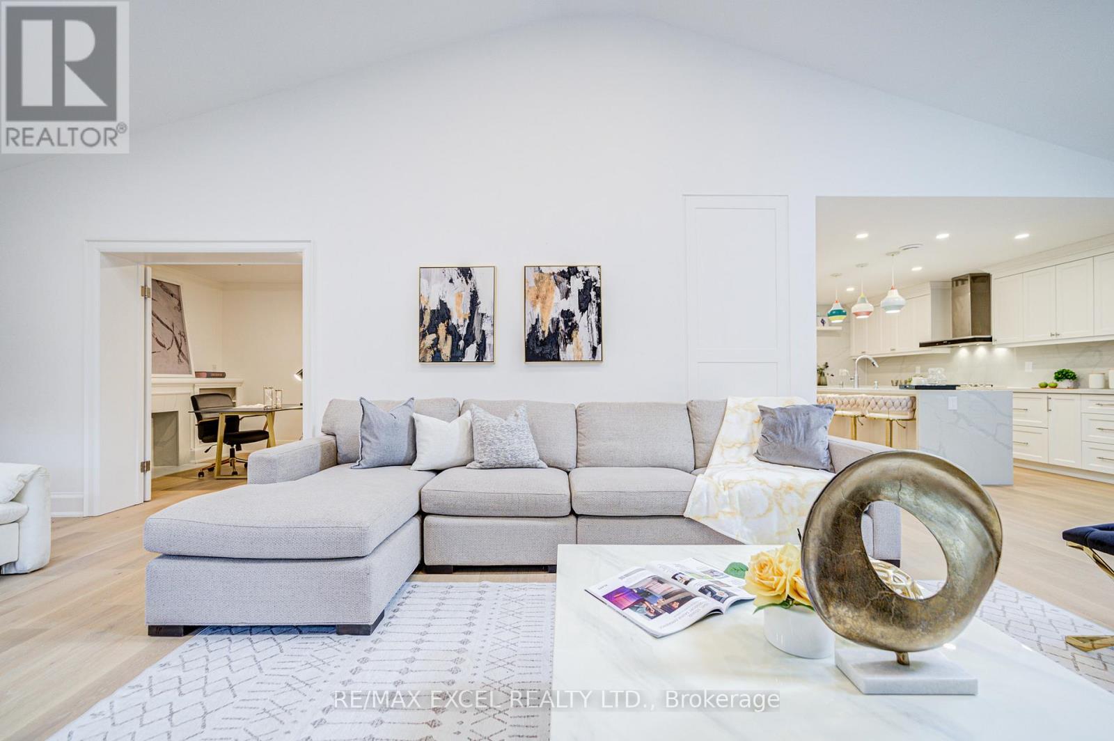 3 Silverwood Avenue, Toronto, Ontario  M5P 1W3 - Photo 20 - C12586536