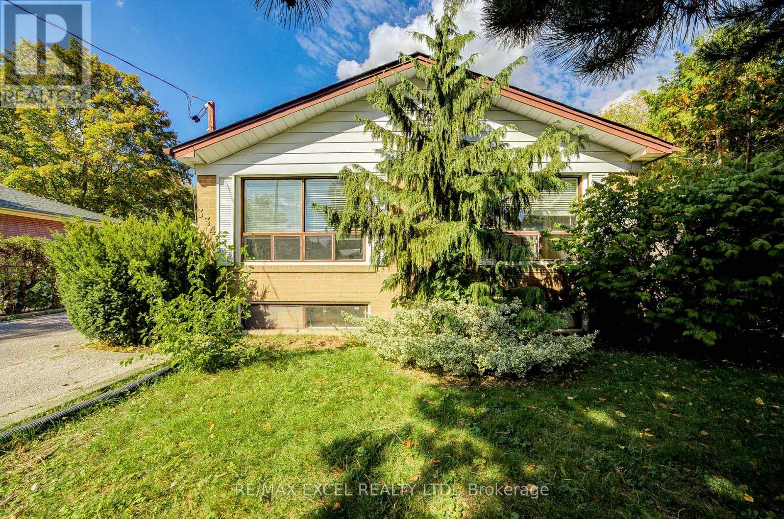 334 Moore Park Avenue, Toronto, Ontario  M2R 2R6 - Photo 3 - C12606110