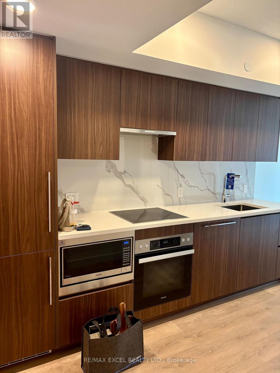 627 - 3 Concord Cityplace Way, Toronto, Ontario  M5V 0X4 - Photo 4 - C12764736