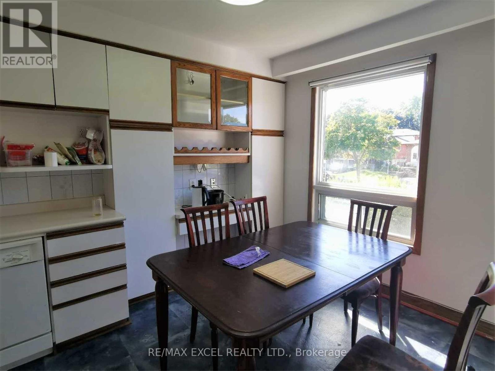 155 Edmonton Drive, Toronto, Ontario  M2J 3X3 - Photo 6 - C12806088