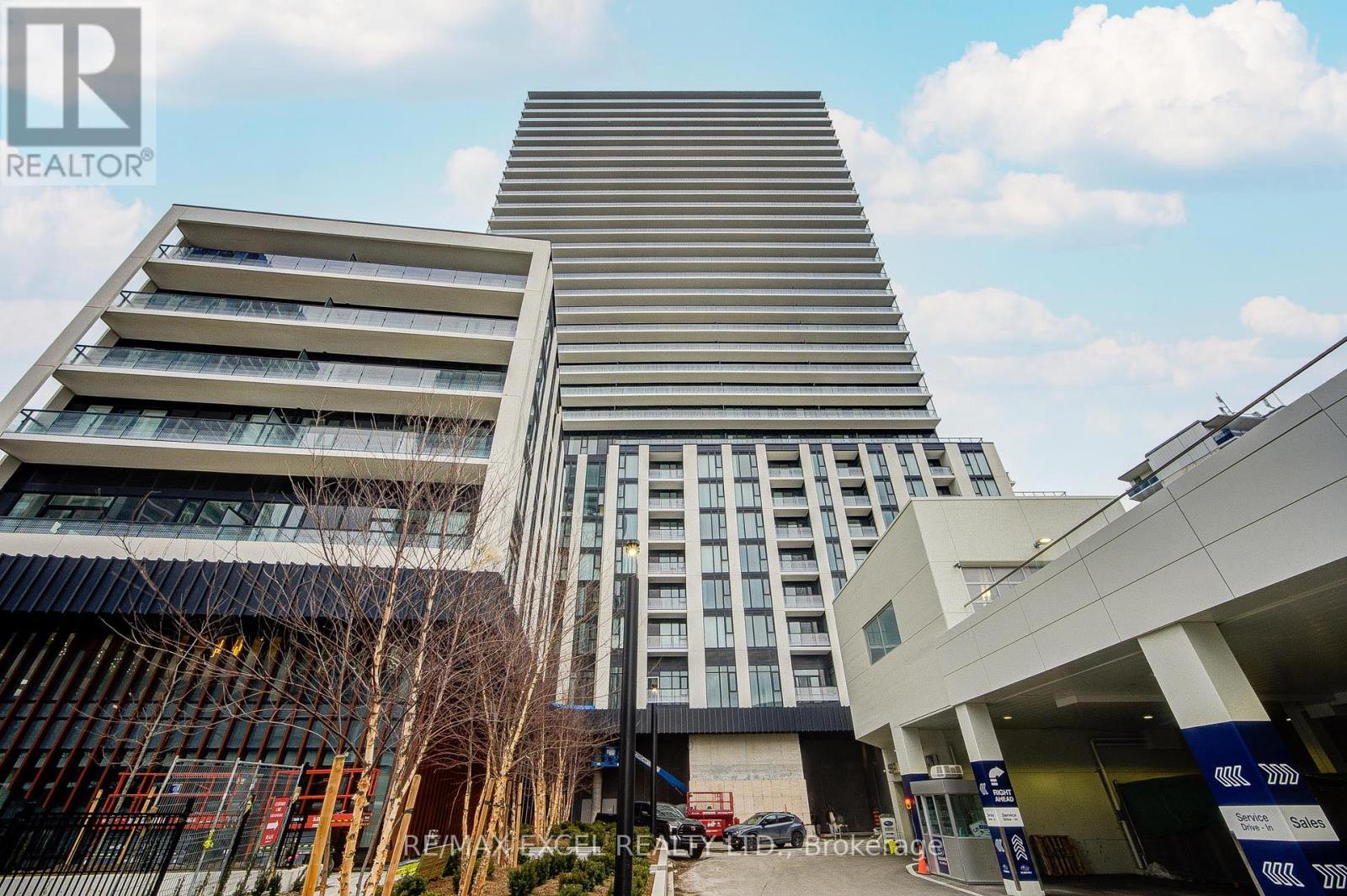 1011 - 5858 YONGE STREET, toronto (newtonbrook west), Ontario