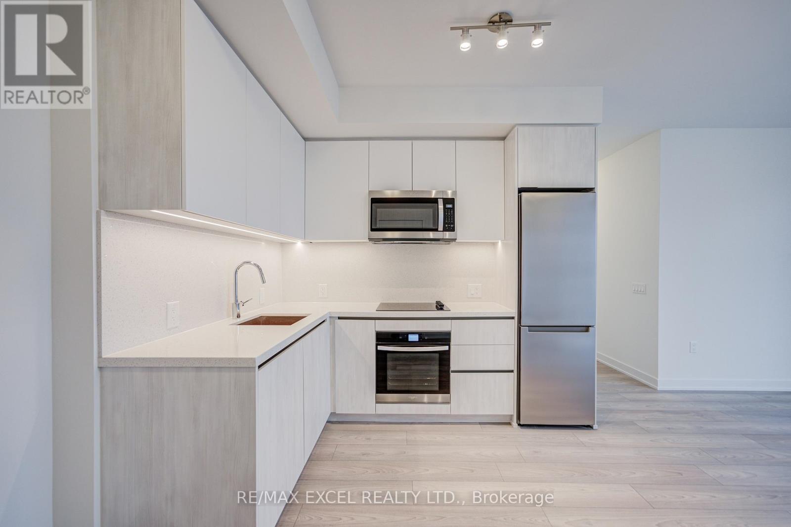 1011 - 5858 Yonge Street, Toronto (Newtonbrook West), Ontario  M2M 0C6 - Photo 9 - C12909696