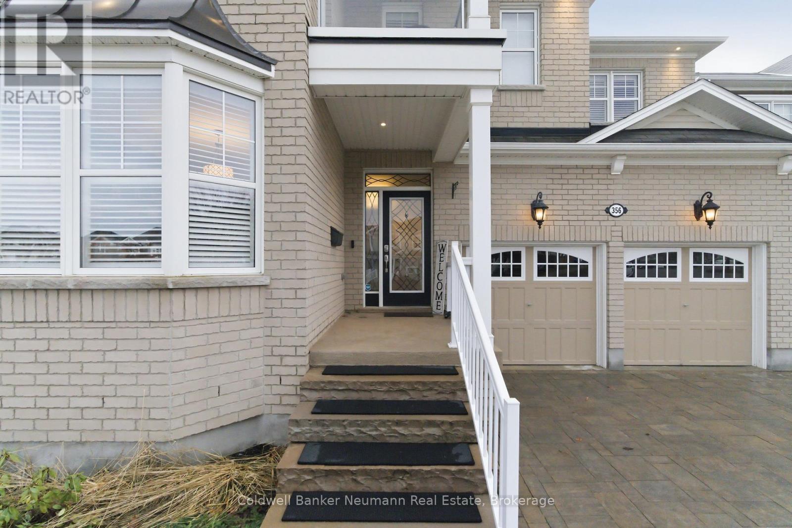 356 Falling Green Crescent, Kitchener, Ontario  N2R 0G4 - Photo 2 - X12928620