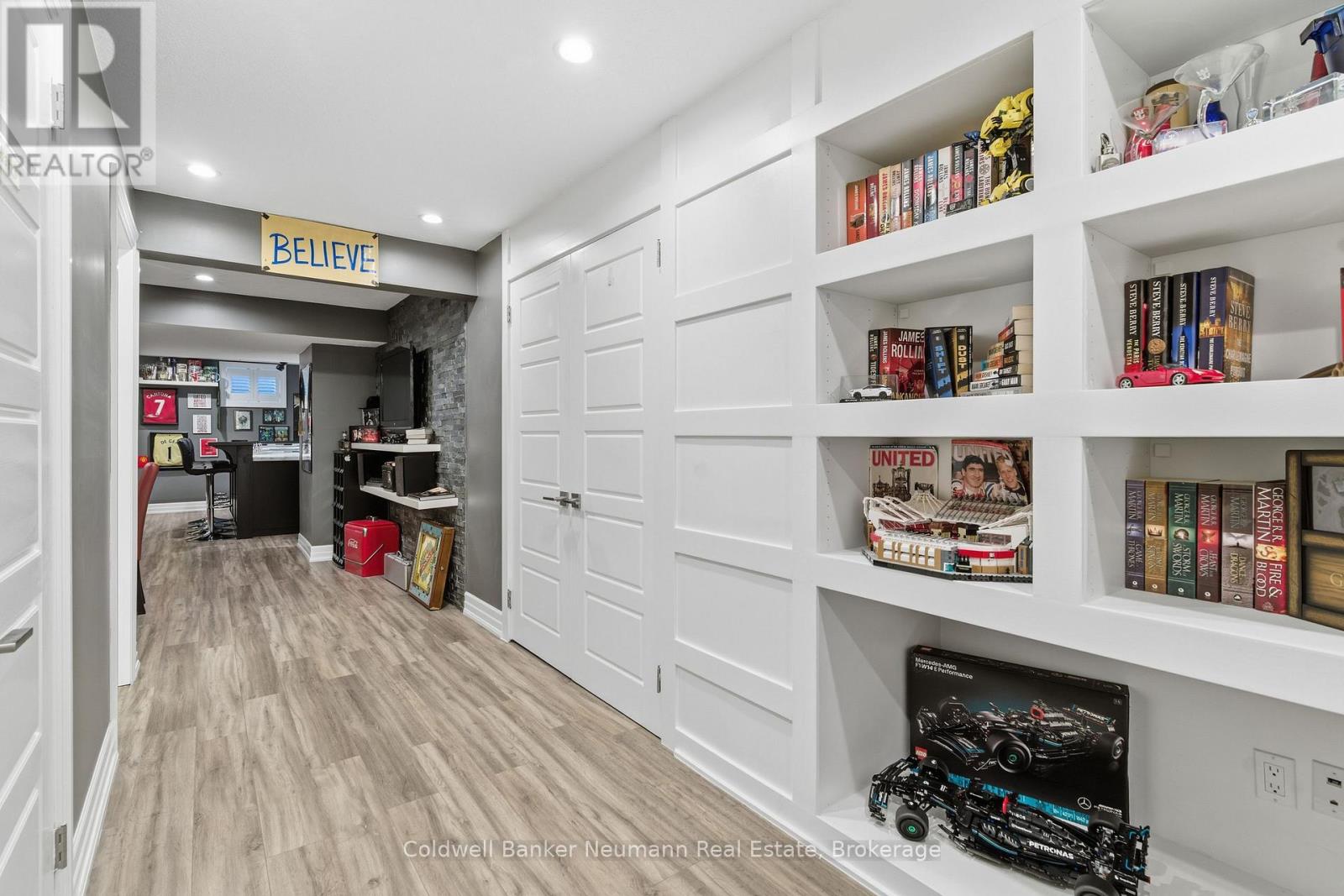 356 Falling Green Crescent, Kitchener, Ontario  N2R 0G4 - Photo 30 - X12928620