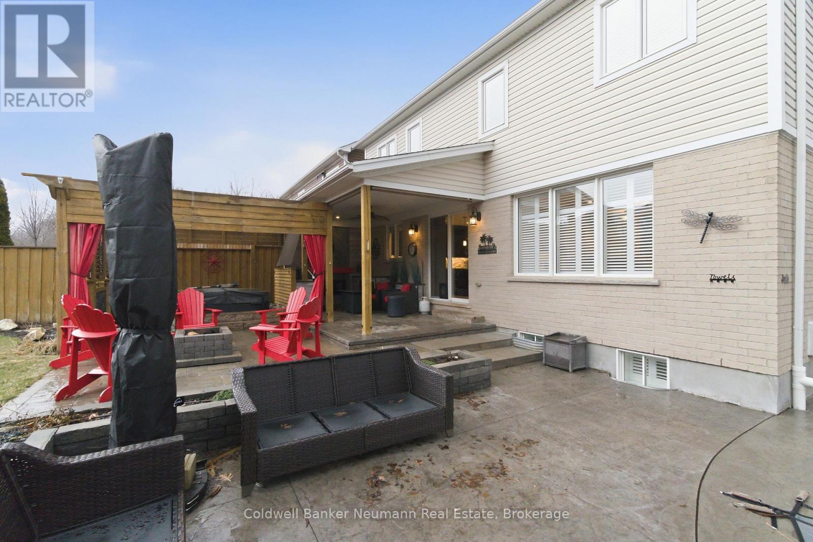 356 Falling Green Crescent, Kitchener, Ontario  N2R 0G4 - Photo 43 - X12928620
