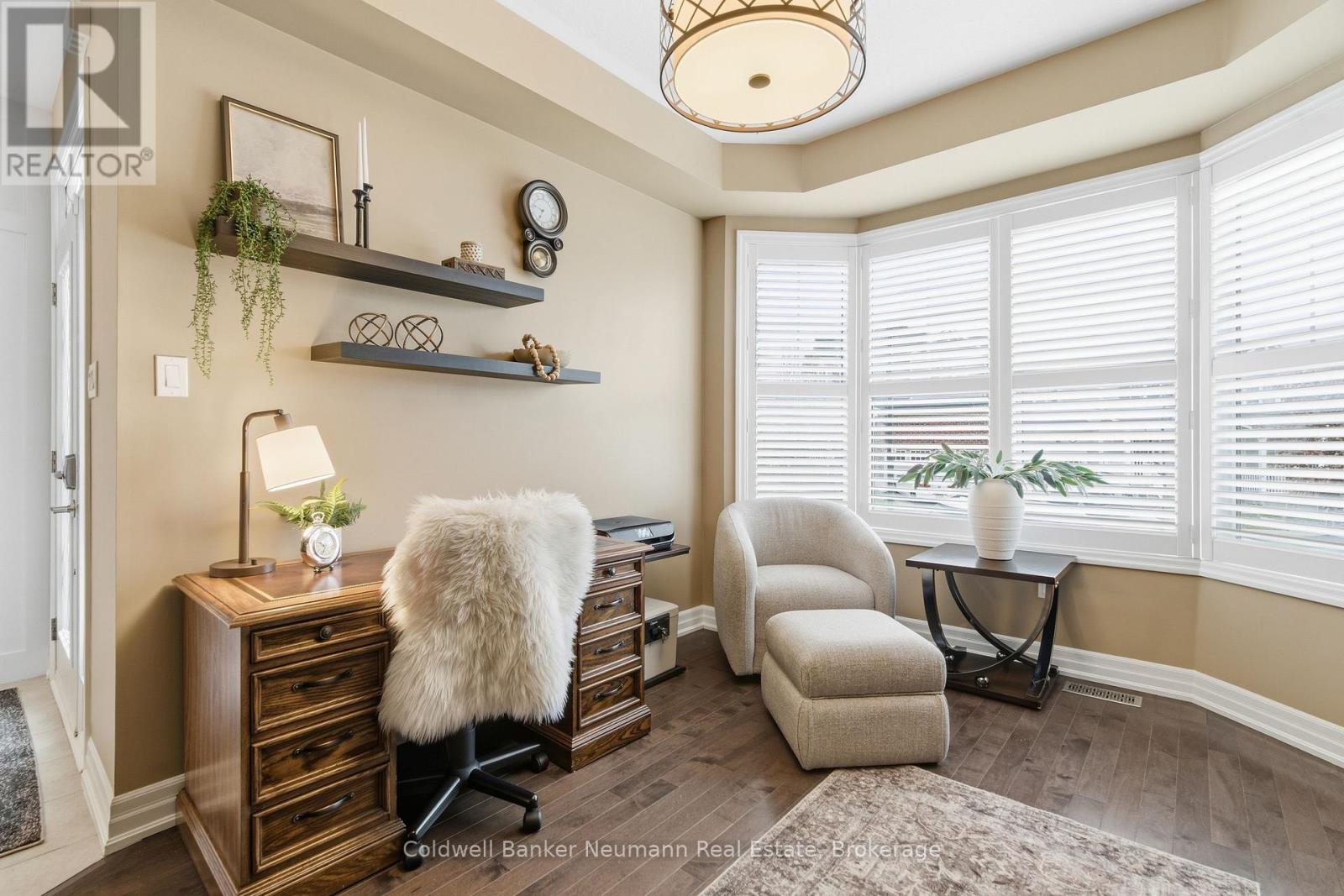 356 Falling Green Crescent, Kitchener, Ontario  N2R 0G4 - Photo 5 - X12928620