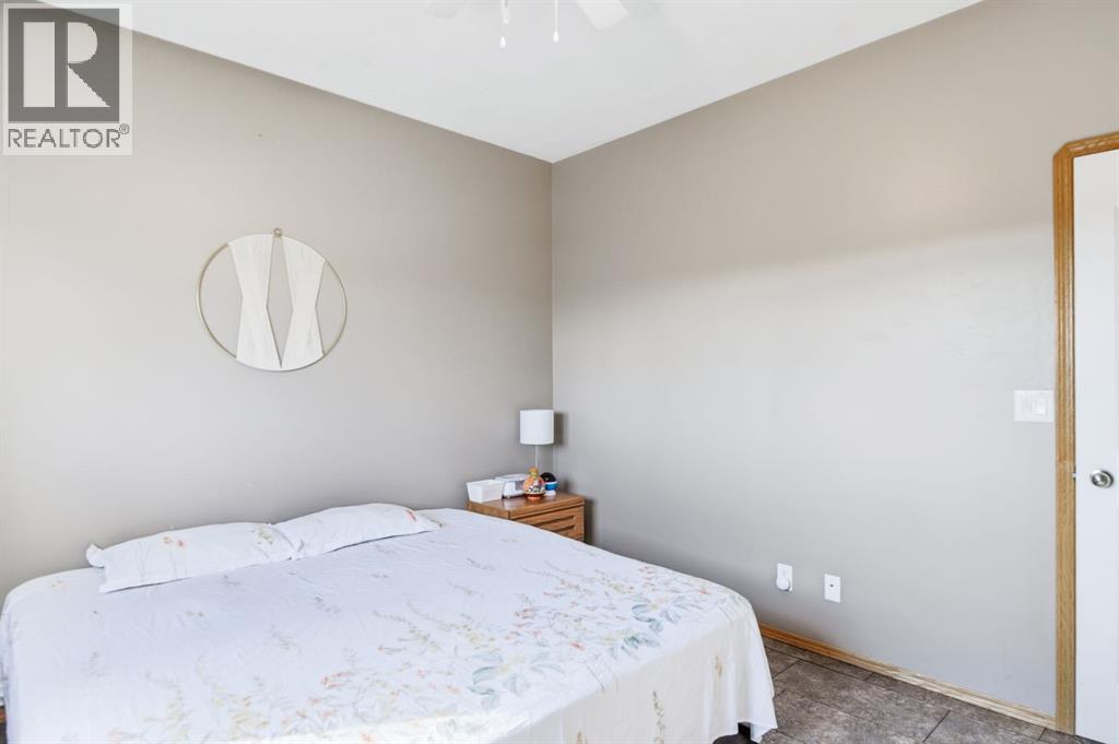 203 Duston Street, Red Deer, Alberta  T4R 2W1 - Photo 17 - A2295478