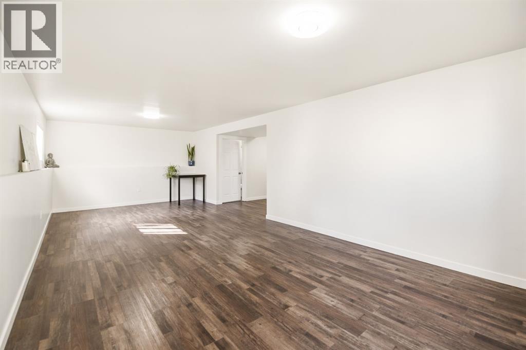 203 Duston Street, Red Deer, Alberta  T4R 2W1 - Photo 28 - A2295478