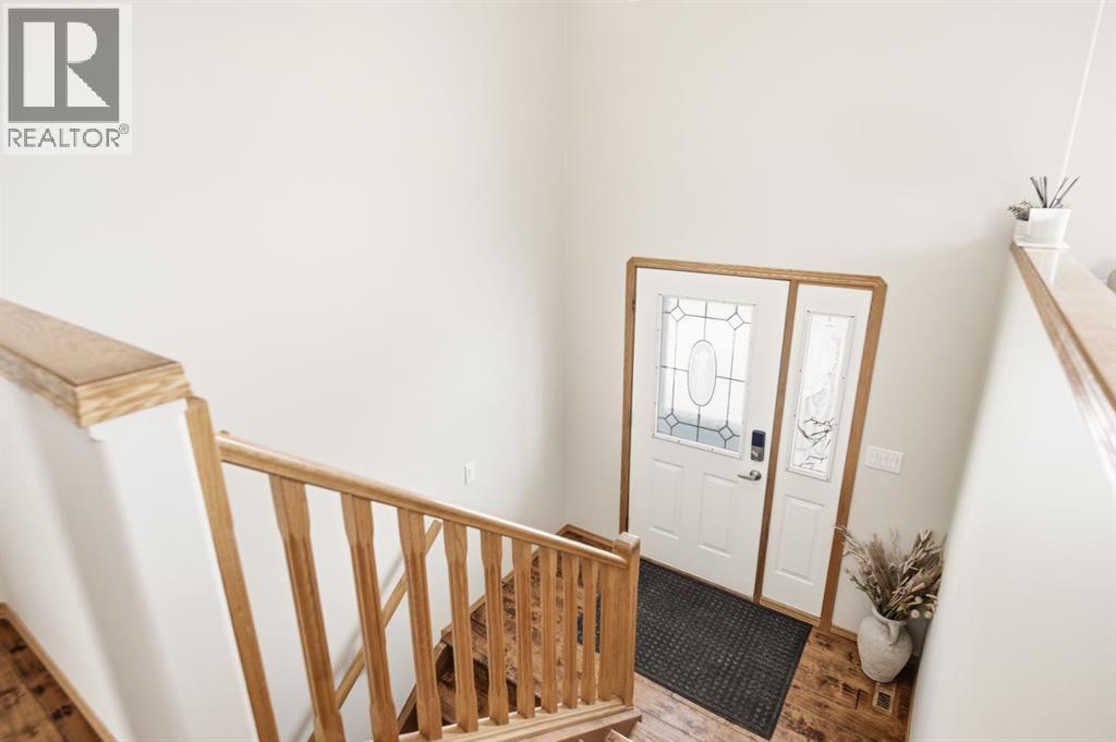 203 Duston Street, Red Deer, Alberta  T4R 2W1 - Photo 3 - A2295478