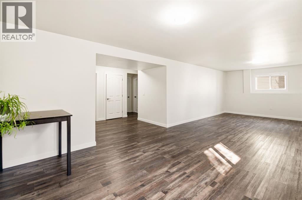 203 Duston Street, Red Deer, Alberta  T4R 2W1 - Photo 26 - A2295478