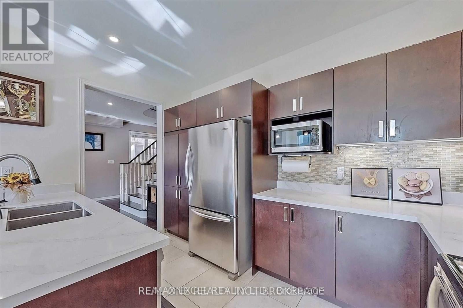 Main - 145 Cabin Trail Crescent, Whitchurch-Stouffville, Ontario  L4A 0S7 - Photo 14 - N12859504