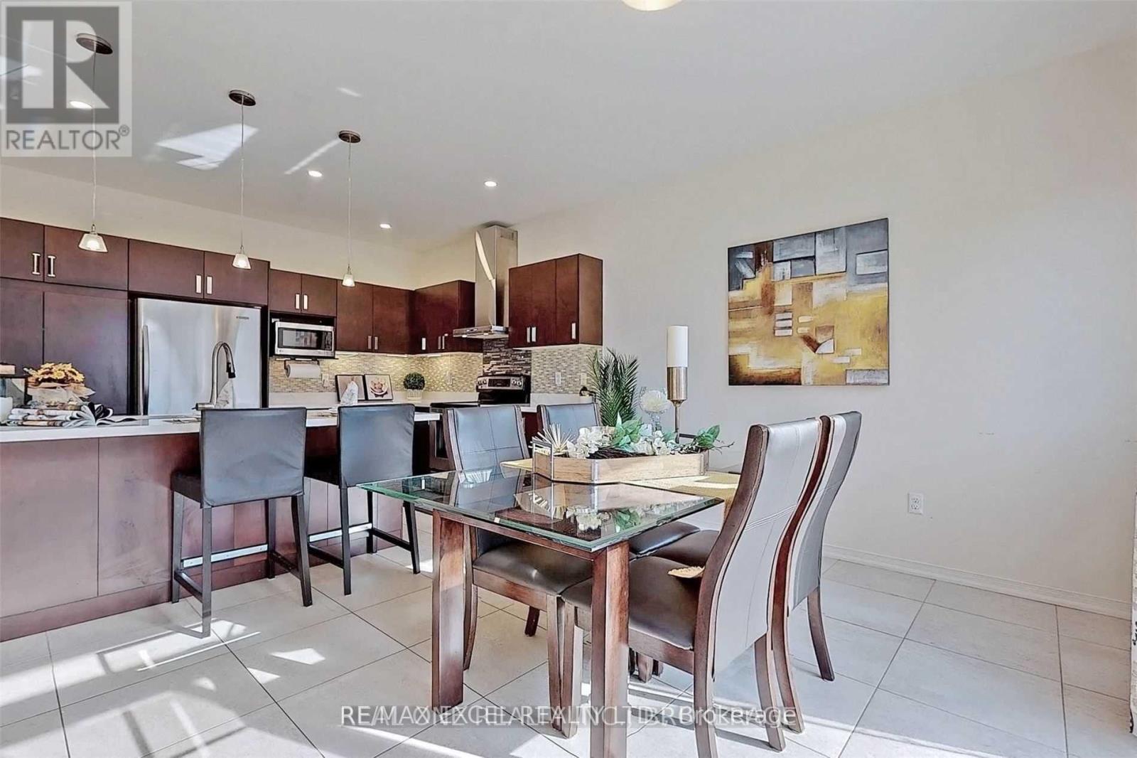 Main - 145 Cabin Trail Crescent, Whitchurch-Stouffville, Ontario  L4A 0S7 - Photo 18 - N12859504