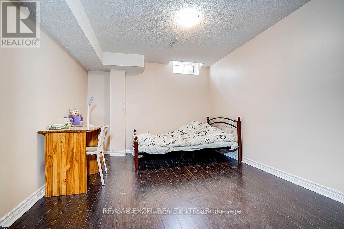 Bsmt - 31 Durant Crescent, Markham, Ontario  L3S 3A3 - Photo 10 - N12882462