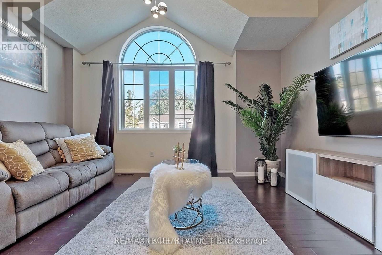 Main - 145 Cabin Trail Crescent, Whitchurch-Stouffville, Ontario  L4A 0S7 - Photo 26 - N12859504