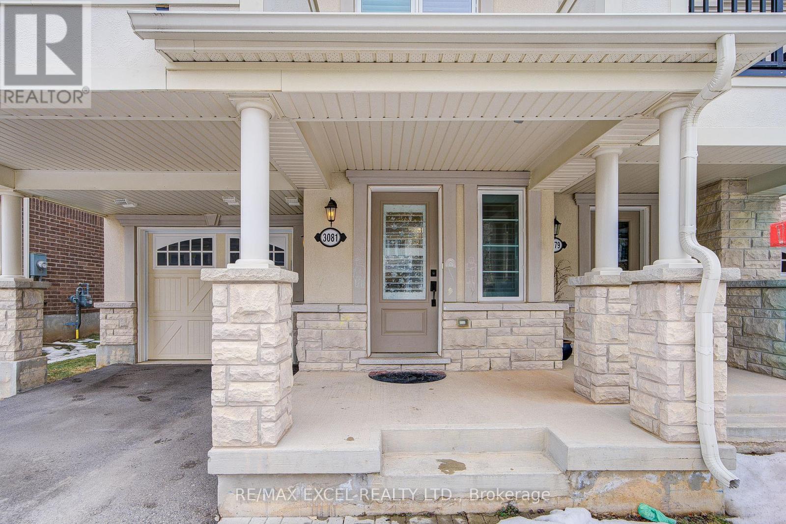 3081 Harebell Gate, Oakville, Ontario  L6M 0Y9 - Photo 3 - W12853854