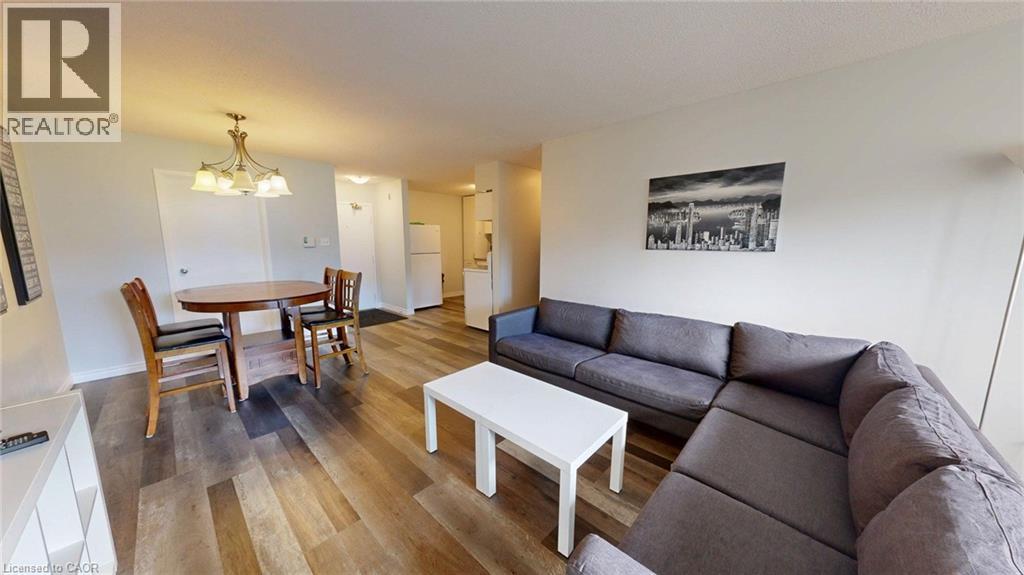 Photo 10 of 38 for 15 Jacksway Crescent Unit# 117