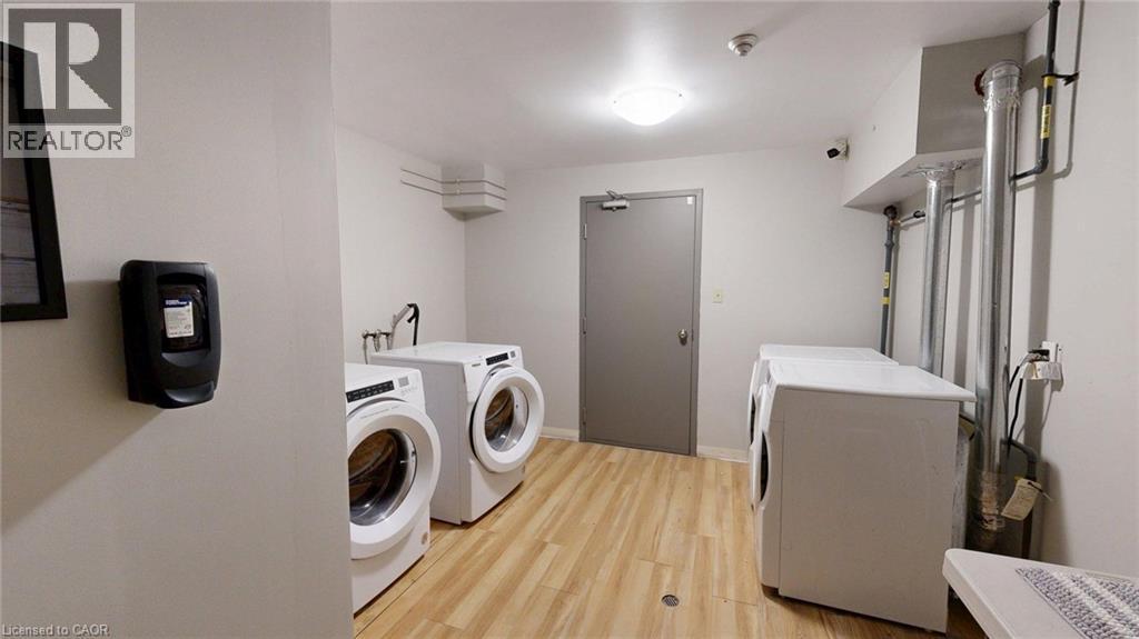 Photo 33 of 38 for 15 Jacksway Crescent Unit# 117