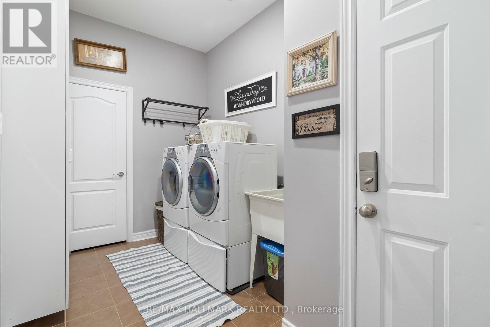 12 Hadfield Circle, Brampton, Ontario  L6R 0N6 - Photo 20 - W12871578