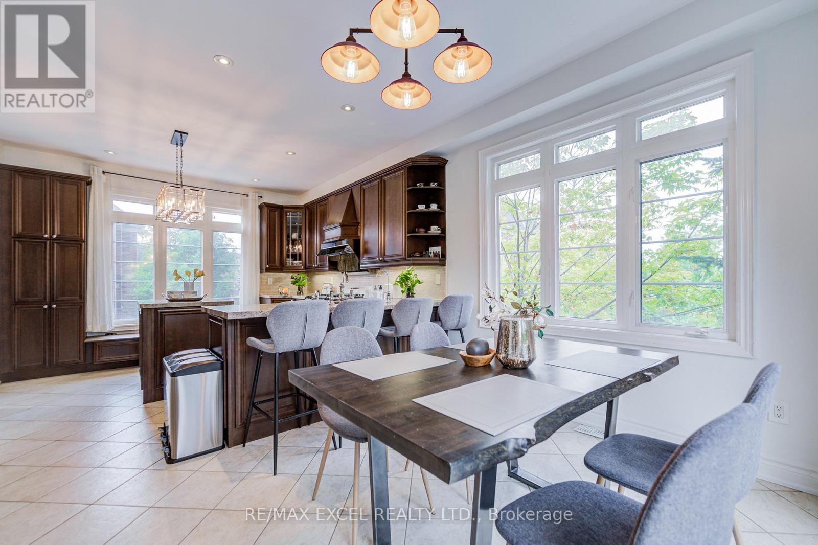 144 Chapman Court, Aurora, Ontario  L4G 0E2 - Photo 20 - N12785946