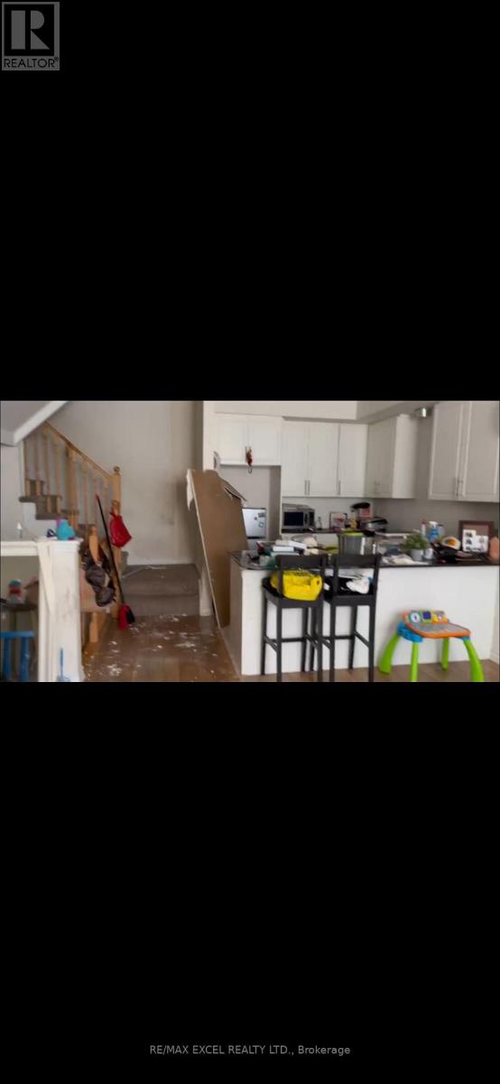 16 - 181 Parktree Drive, Vaughan, Ontario  L6A 2W5 - Photo 4 - N12857926