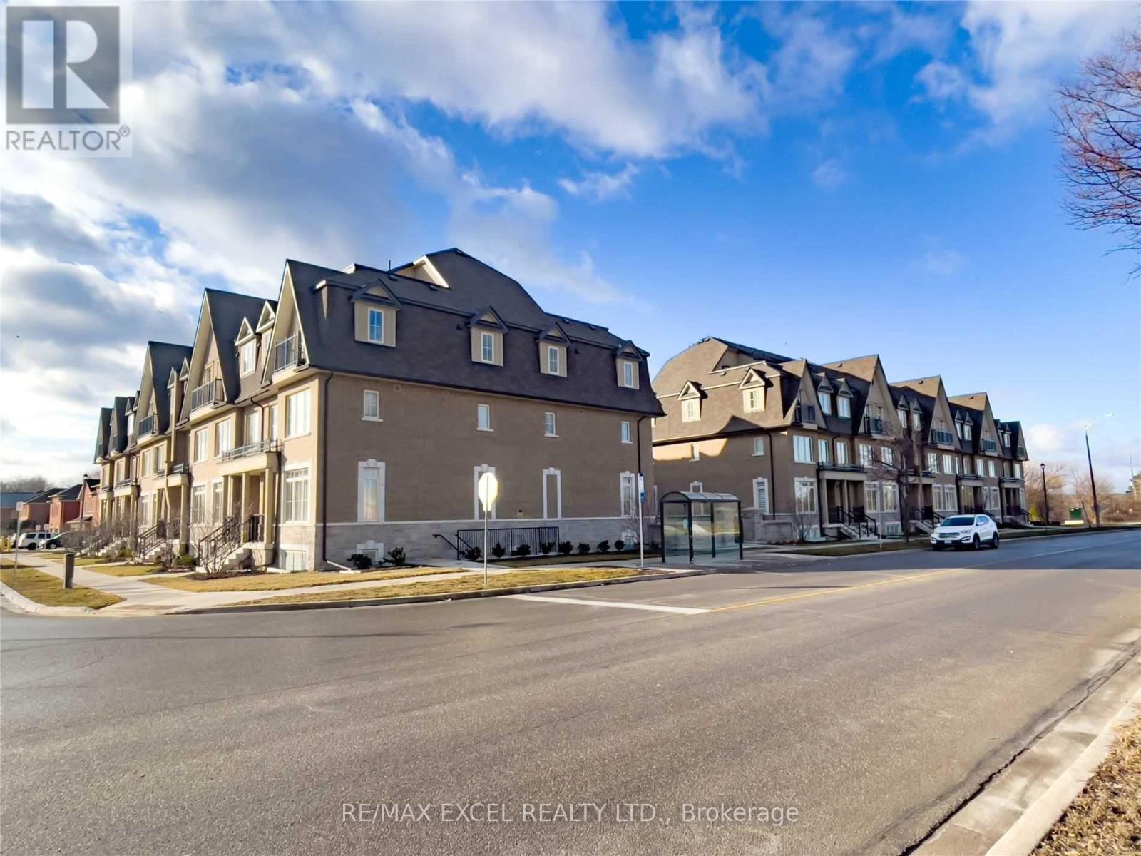 16 - 181 Parktree Drive, Vaughan, Ontario  L6A 2W5 - Photo 3 - N12857926