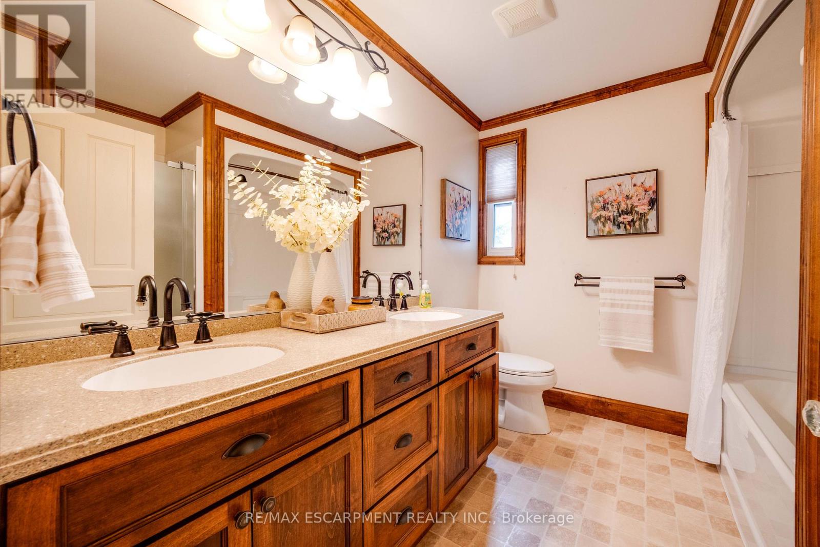 46 Jane Street, Brant, Ontario  N3L 2X9 - Photo 38 - X12905622