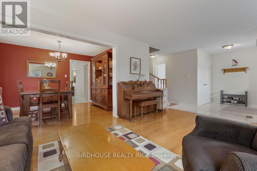 6 Purdy Court, Kawartha Lakes, Ontario  K9V 6E4 - Photo 11 - X12908114