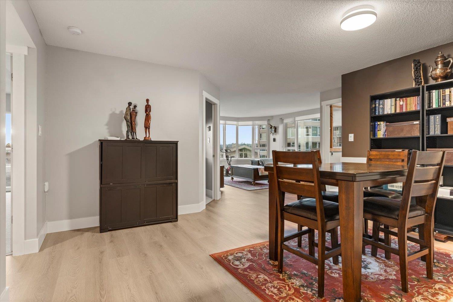 701 3170 Gladwin Road, Abbotsford, British Columbia  V2T 5T5 - Photo 7 - R3083675