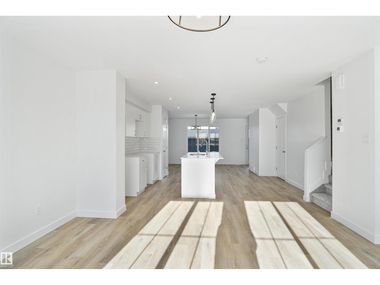 168 Savoy Cr, Sherwood Park, Alberta  T8H 2Y3 - Photo 3 - E4474241