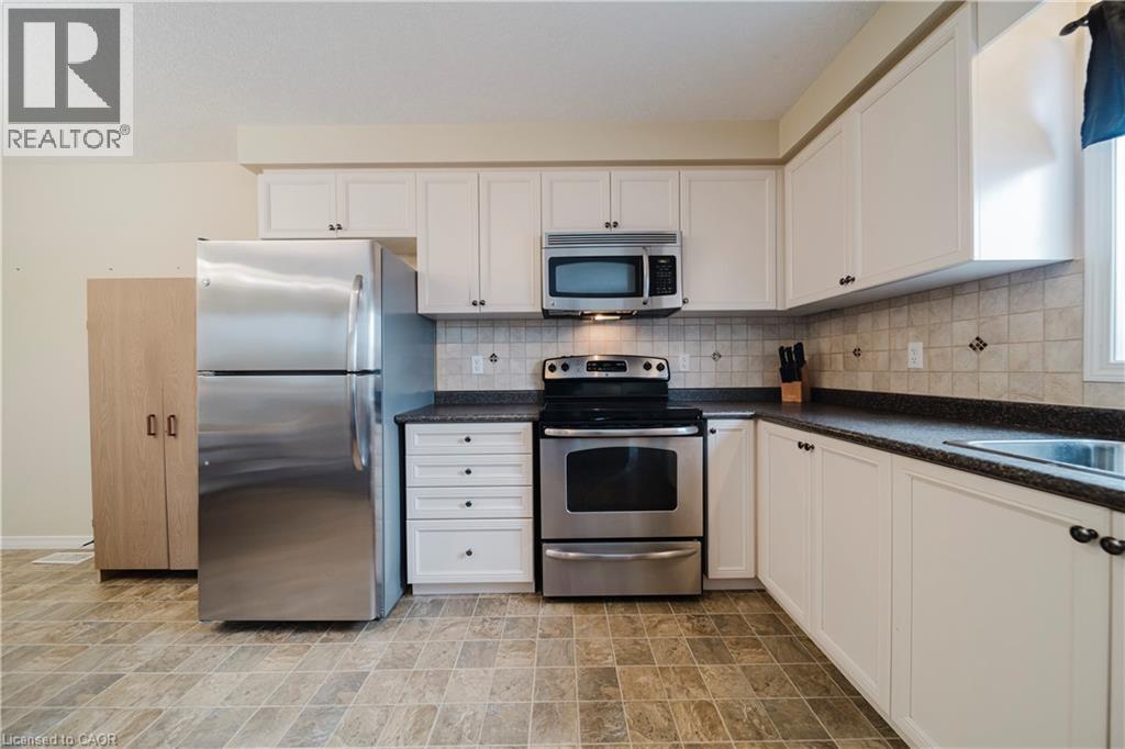 34 Captain Mccallum Drive, New Hamburg, Ontario  N3A 0B7 - Photo 4 - 40804581