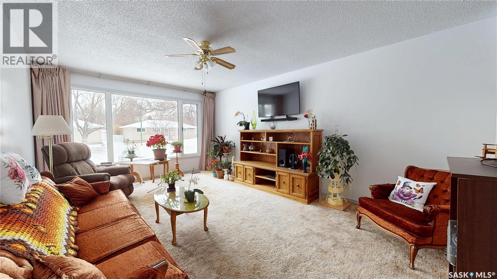 28 Matheson Crescent, Regina, Saskatchewan  S4R 5C4 - Photo 2 - SK031422